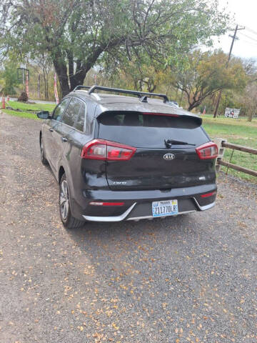 2017 Kia Niro FE