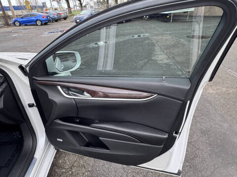 2017 Cadillac XTS Luxury