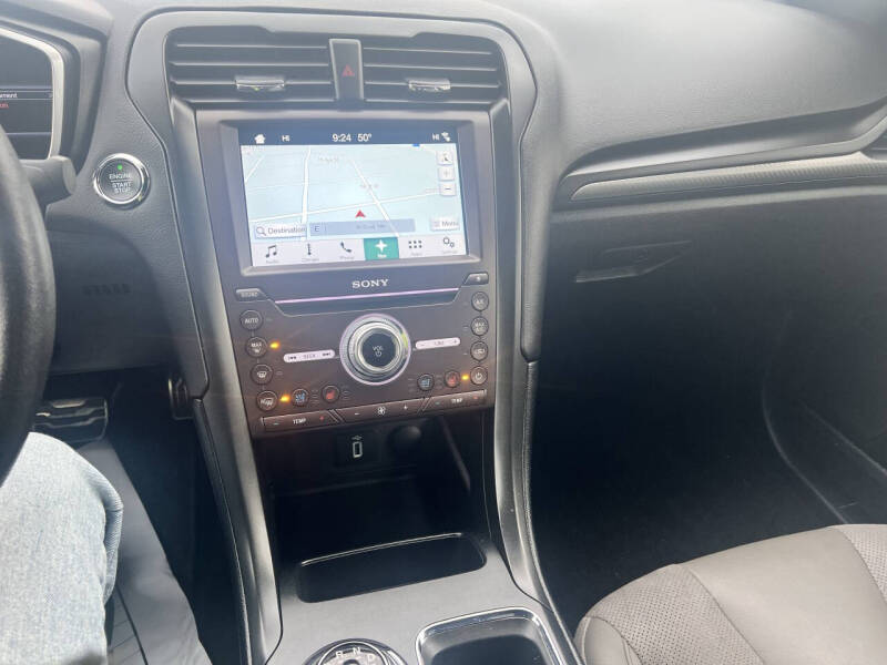 2017 Ford Fusion V6 Sport