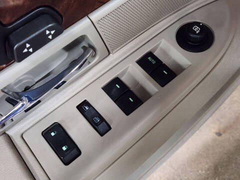 2009 Mercury Grand Marquis LS