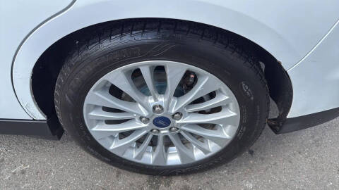 2017 Ford C-MAX Energi SE