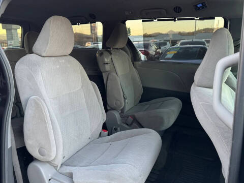 2017 Toyota Sienna