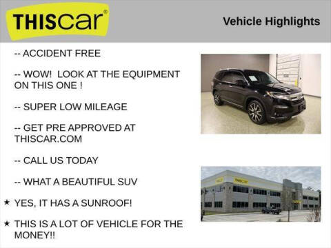 2019 Honda Pilot Touring w/Rear Captain's Chairs