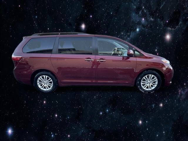 2015 Toyota Sienna
