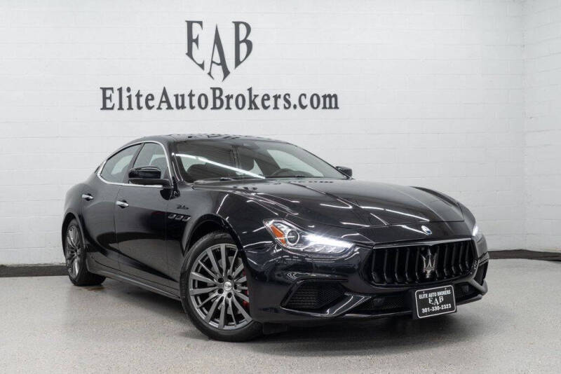 2022 Maserati Ghibli Modena Q4