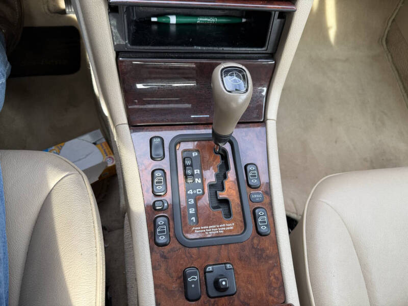 1999 Mercedes-Benz E-Class E 320