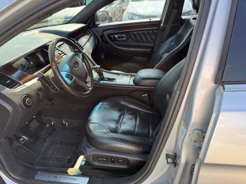 2016 Ford Taurus Limited