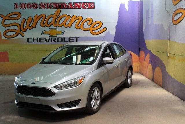 Used 2015 Ford Focus SE with VIN 1FADP3F25FL343942 for sale in Grand Ledge, MI