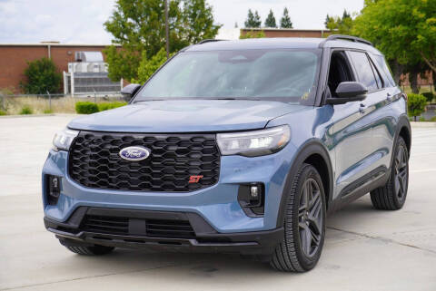 2025 Ford Explorer ST