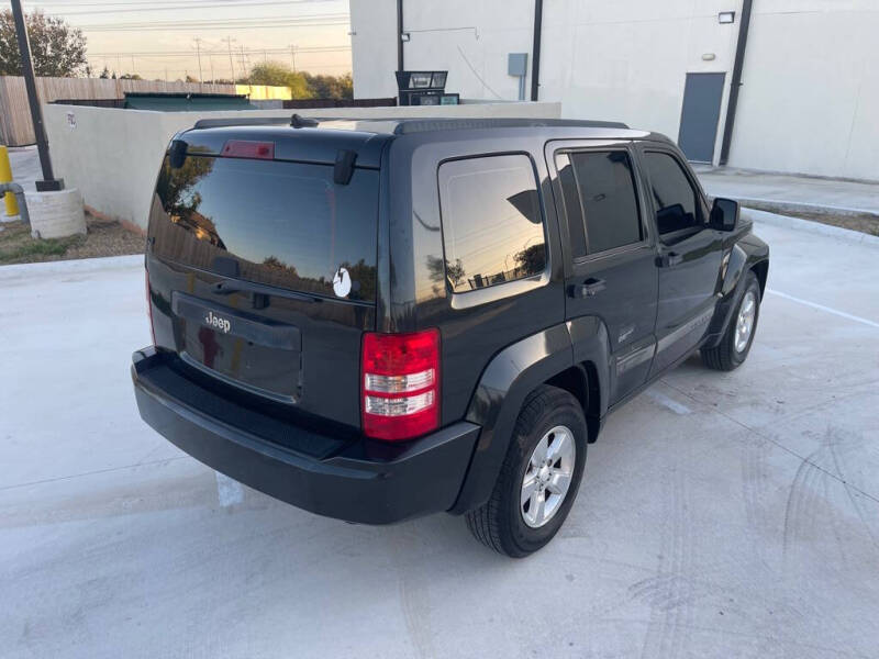 2012 Jeep Liberty Sport