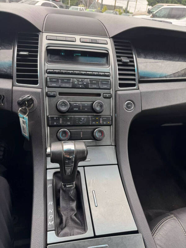 2012 Ford Taurus Limited