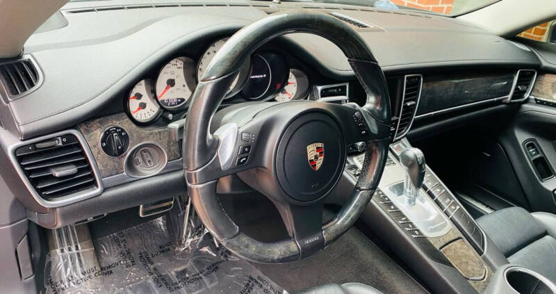 2011 Porsche Panamera