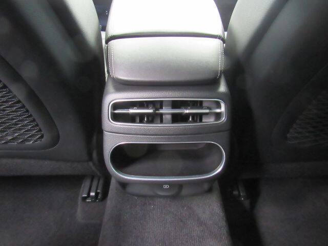 2022 Genesis GV70 2.5T Standard