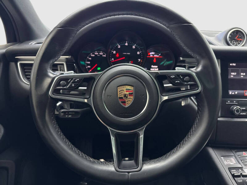2018 Porsche Macan