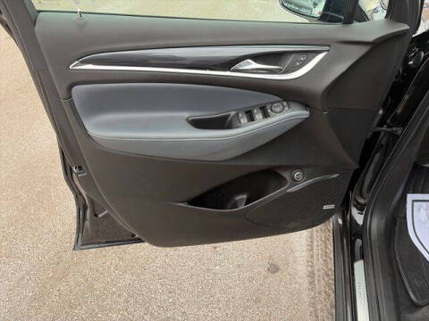 2022 Buick Enclave Essence