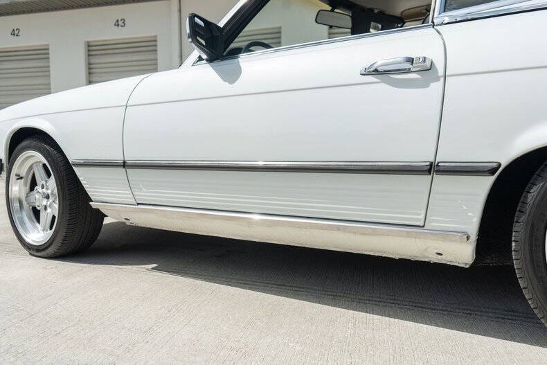 1977 Mercedes-Benz 450-Class