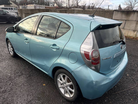 2012 Toyota Prius c Three