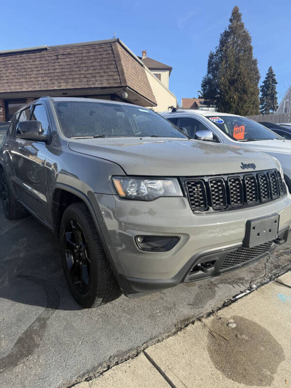2019 Jeep Grand Cherokee Upland's photo