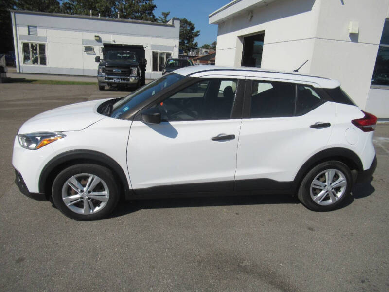 2020 Nissan Kicks S