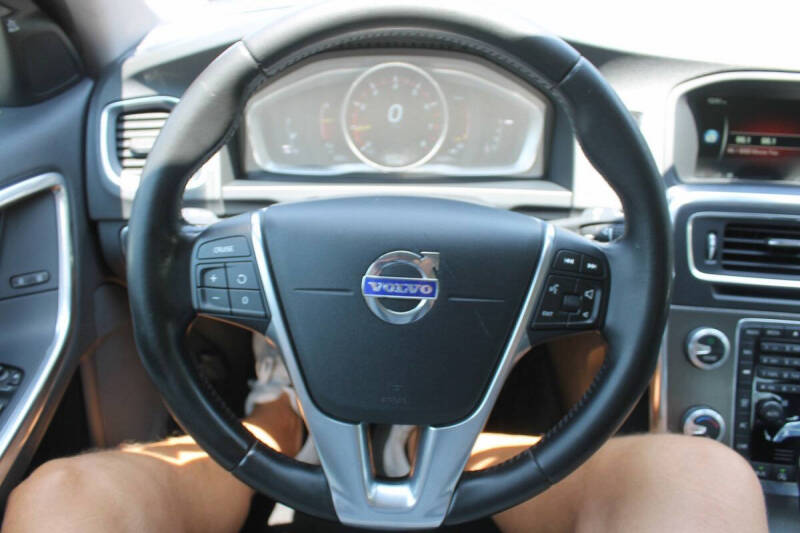 2016 Volvo S60 T5 Drive-E Premier