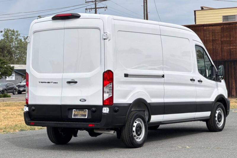 2026 Ford Transit 250