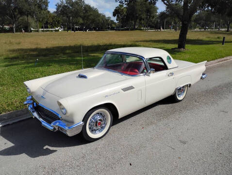 1957 Ford Thunderbird