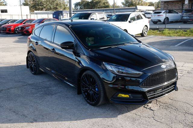 2017 Ford Focus ST
