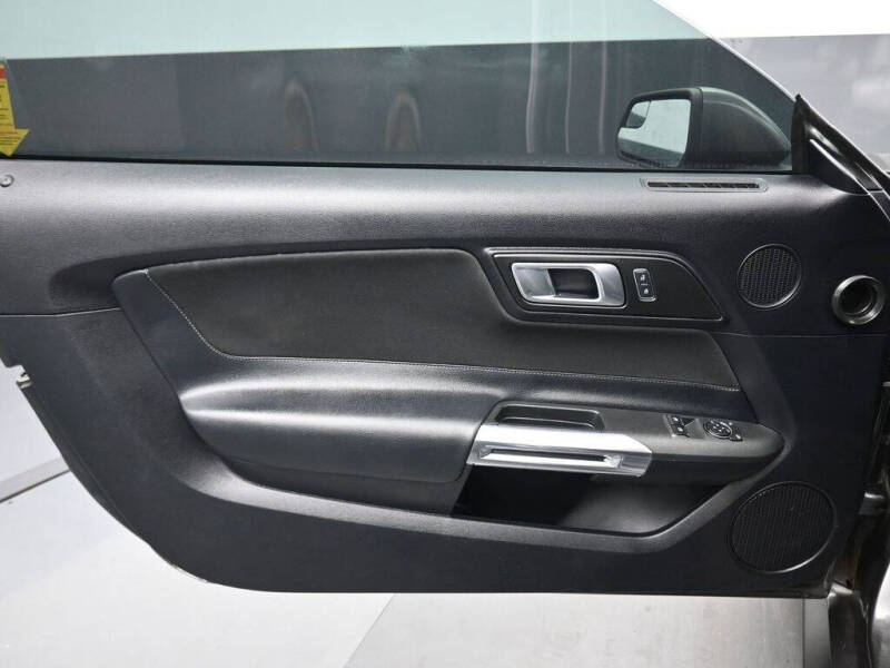 2018 Ford Mustang EcoBoost