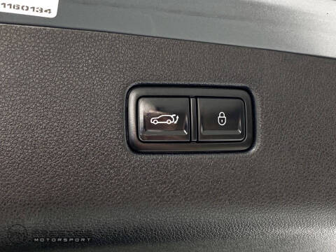 2023 Genesis GV70 2.5T Standard