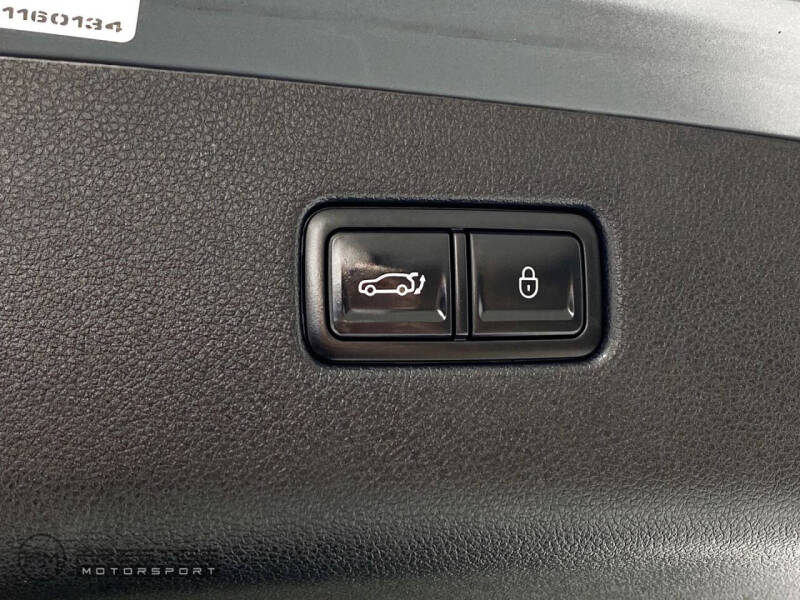 2023 Genesis GV70 2.5T Standard