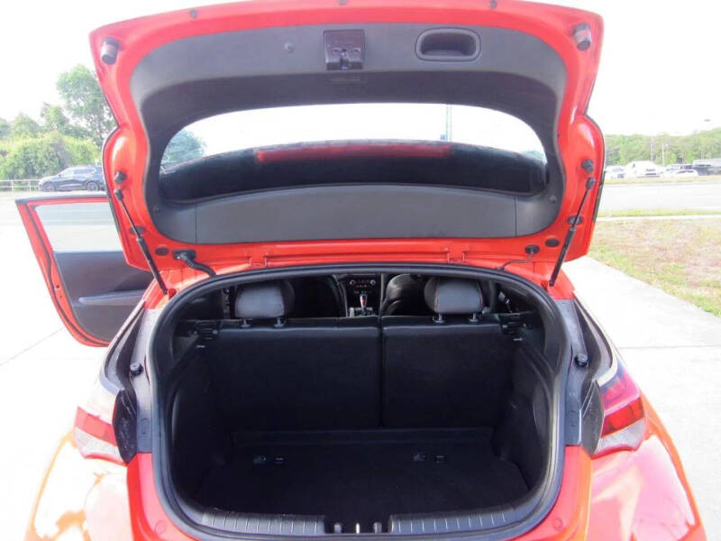 2019 Hyundai Veloster