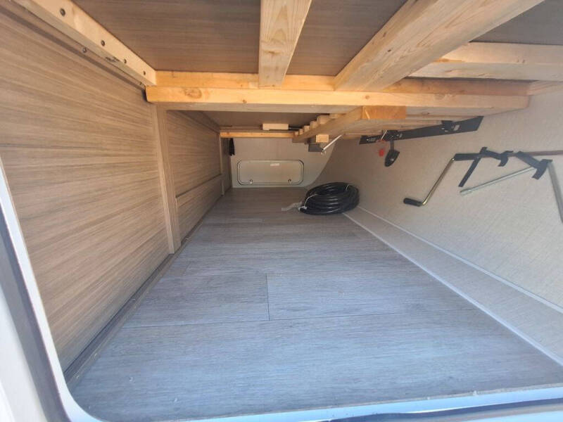 2025 Forest River Salem 26DBUDX