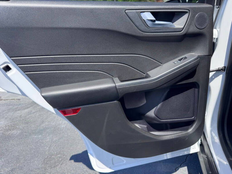 2023 Ford Escape ST-Line Select