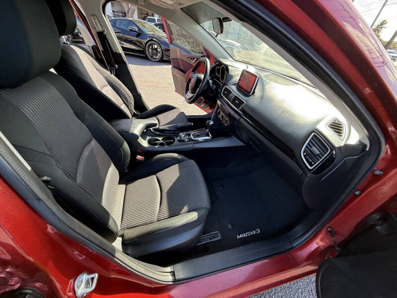 2015 Mazda MAZDA3 i Touring