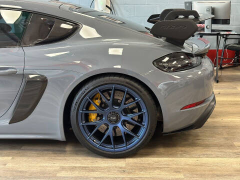 2023 Porsche 718 Cayman GT4 RS