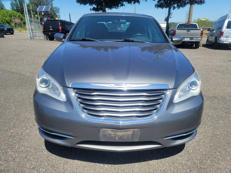 2013 Chrysler 200 Touring