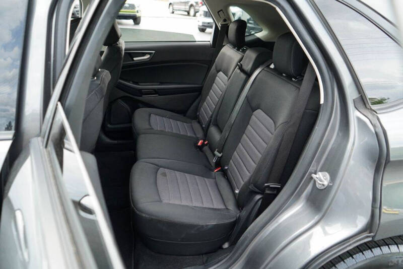 2024 Ford Edge SE