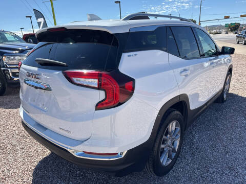 2024 GMC Terrain SLT