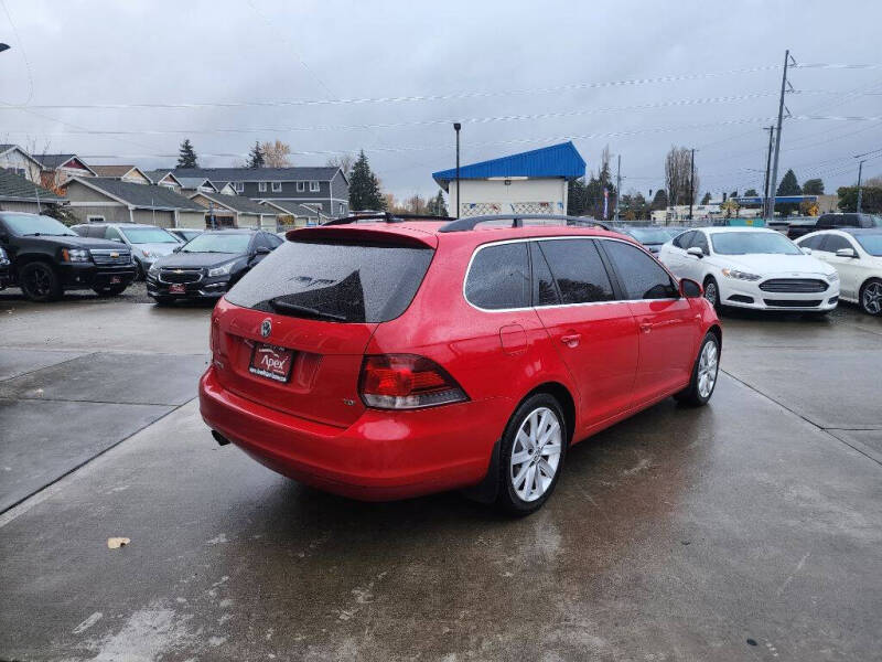 2011 Volkswagen Jetta SportWagen TDI photo 7