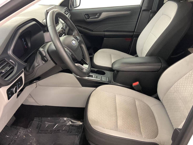 2023 Ford Escape Hybrid Active