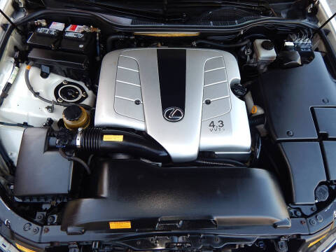2005 Lexus LS 430