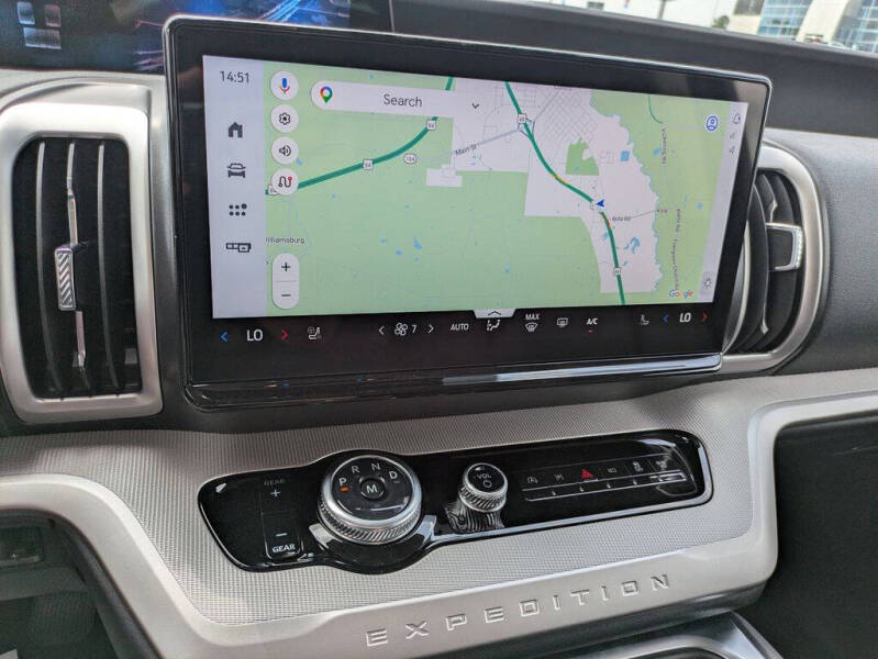 2026 Ford Expedition Active