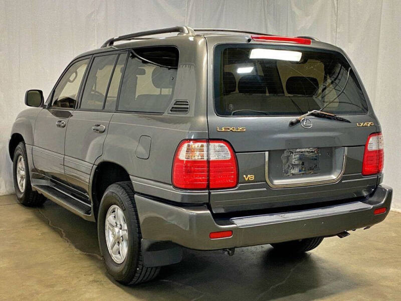2000 Lexus LX 470
