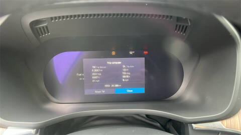 2022 Volvo XC60 B5 Momentum