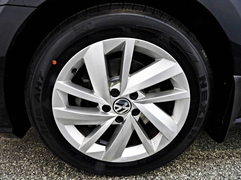 2019 Volkswagen Passat Wolfsburg