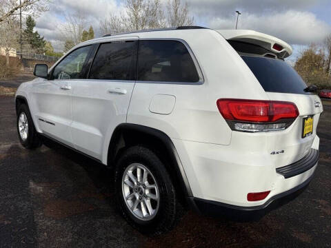 2019 Jeep Grand Cherokee Laredo