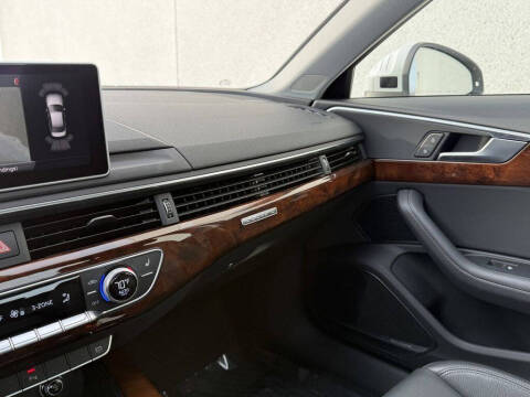 2019 Audi A4 quattro Premium Plus 45 TFSI