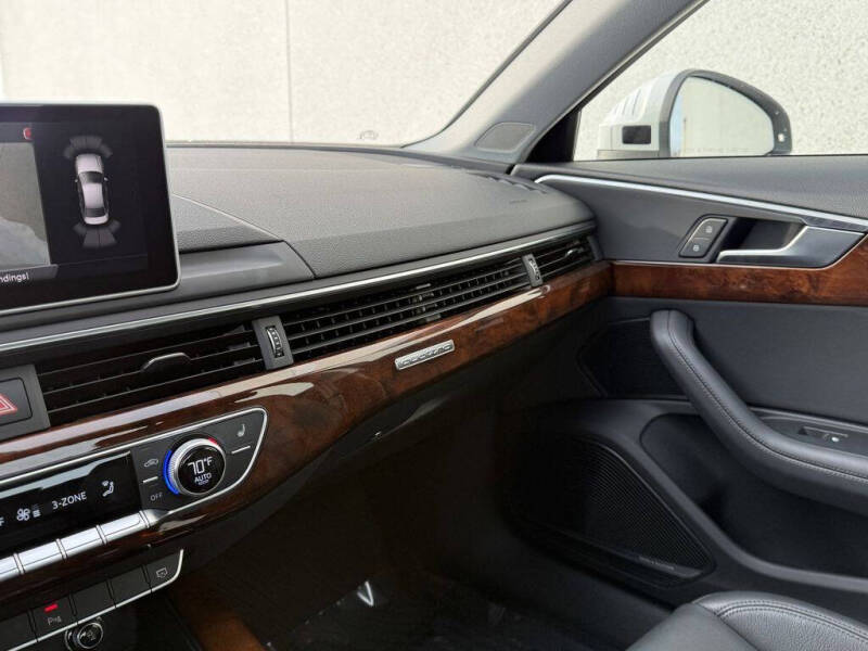 2019 Audi A4 quattro Premium Plus 45 TFSI