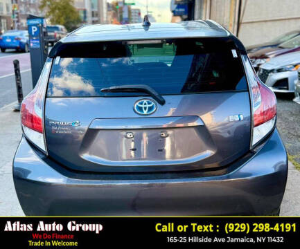2016 Toyota Prius c