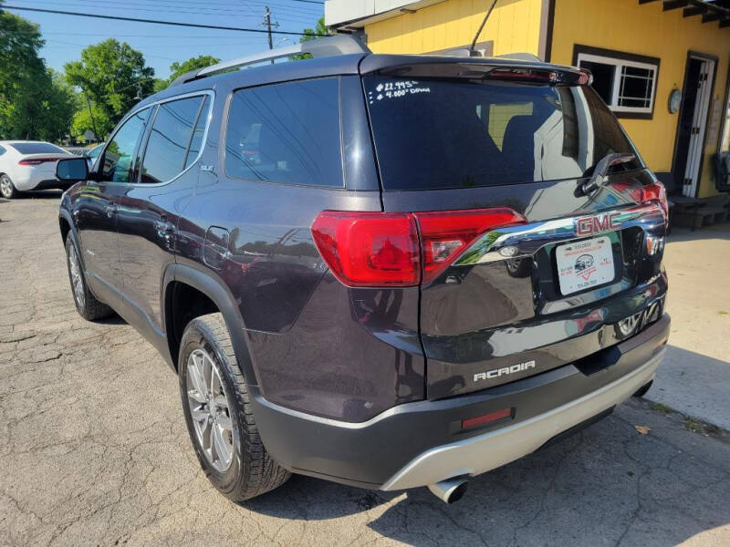 2018 GMC Acadia SLE-2